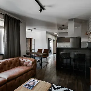 Too-good Aparthotel